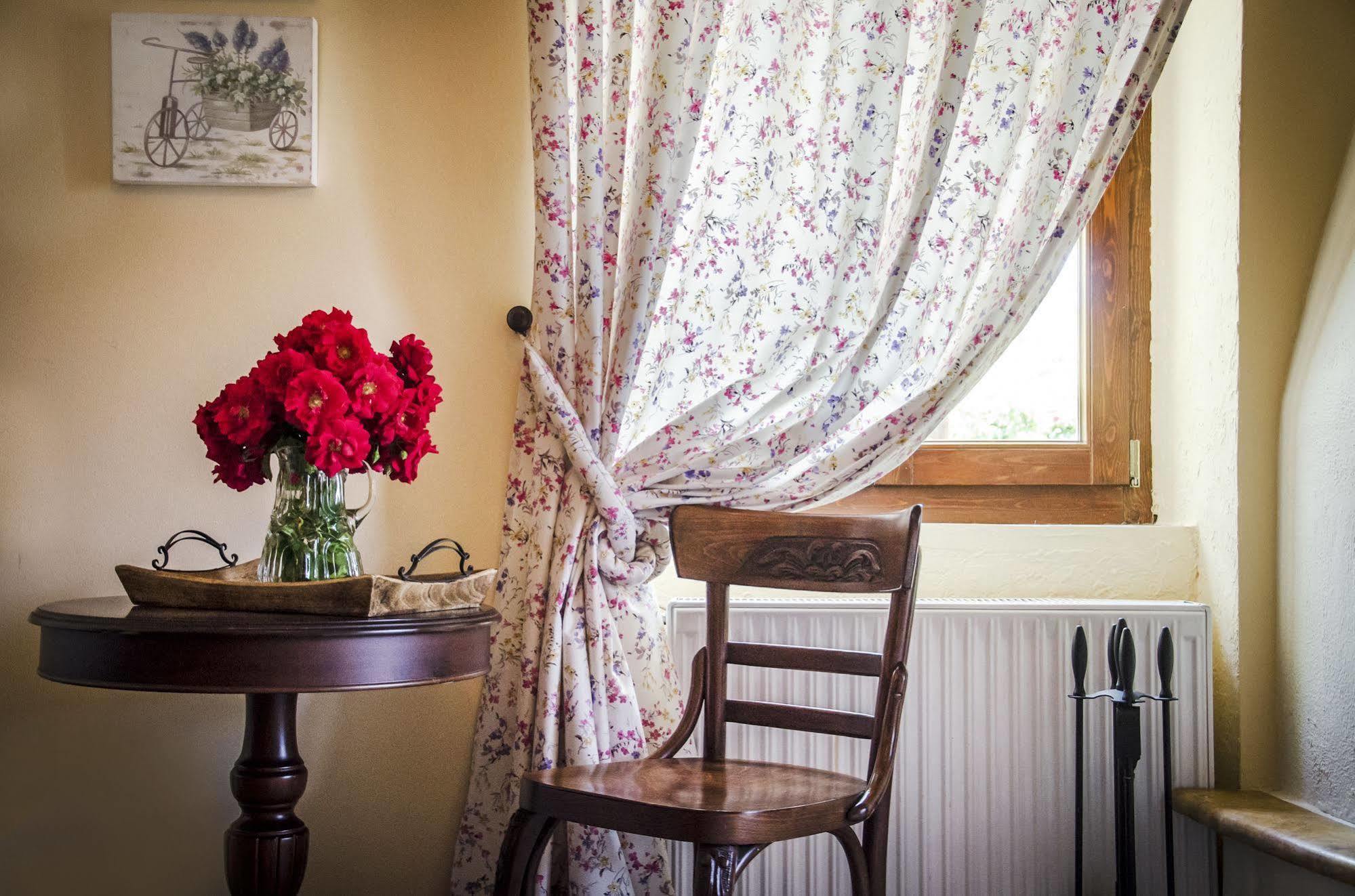 Triantafillies Guesthouse Портариа Екстериор снимка